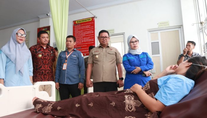 Pastikan Kesiap-Siagaan Tim Medis Pemilu 2024, Pj Walikota Palopo Lakukan Kunker