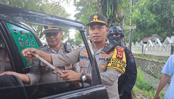 Operasi Gabungan Cipta Kondisi, Polres Palopo Bersama BKO Brimob Yon D Polda Sulsel Amankan Dua Pria