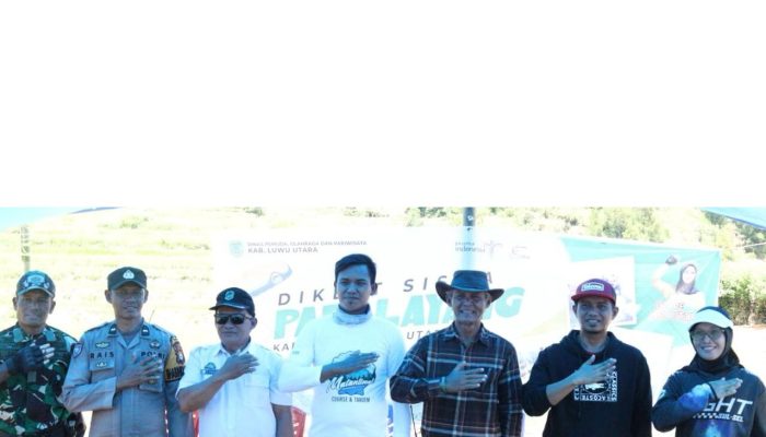 Delapan Putra Terbaik Rongkong Luwu Utara Ikuti Diklat Pilot Paralayang