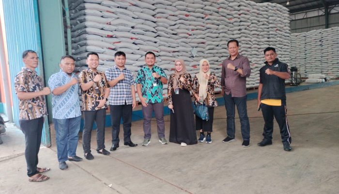 Cek Stok Beras Jelang Ramadhan, Satgas Pangan Mabes Polri Berkunjung Ke GBM Panaikan Makassar