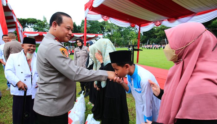 Gelar Baksos Polri Presisi Untuk Negeri di Sukabumi, Kaops NCS Polri Ajak Warga Jaga Persatuan dan Kesatuan