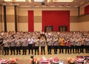 Didampingi Wakapolda dan PJU, Kapolda Sulsel Pimpin Rapim Polri Tahun 2024 Polda Sulsel