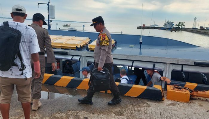 Polres Palopo Lakukan Pengamanan Kedatangan Turis Mancanegara di Pelabuhan Tanjung Ringgit