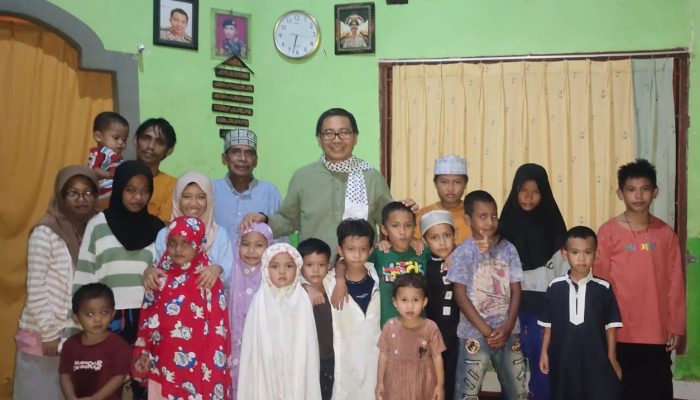 Wabup Luwu Utara Berbagi Kebahagiaan dengan Anak-anak Panti Asuhan Elkaesa Nurul Iman Bungadidi