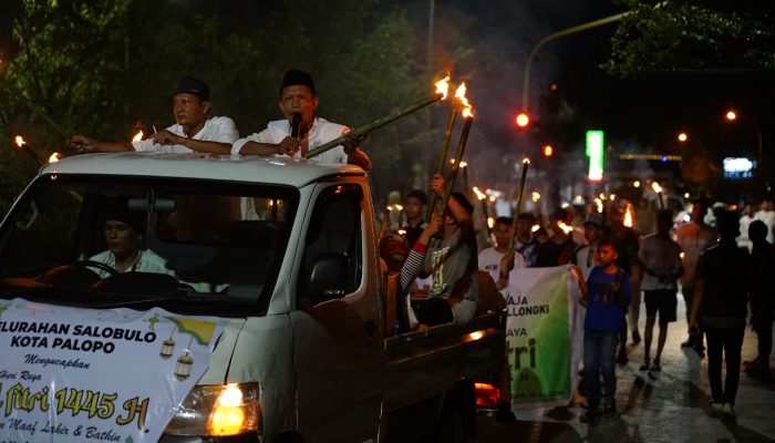 Pj. Walikota Palopo Bersama Unsur Forkopimda Sambut Pawai 1.000 Obor Malam Takbiran