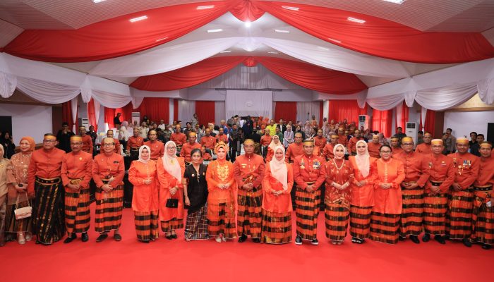 Kapolda Bersama Ketua Bhayangkari dan PJU Polda Sulsel Hadiri Peringatan HUT XXV Luwu Utara