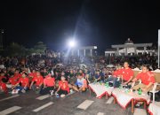 Kapolda Sulsel Bersama Masyarakat Kota Palopo Nobar Timnas U23