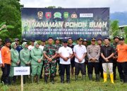 Pj. Wali Kota Palopo Hadiri Penanaman Pohon Buah Secara Serentak di Belakang Koramil 06/Wara