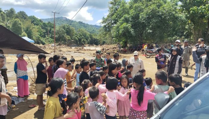 Personel Kodim 1403/Palopo Pantau Wilayah Banjir di Dua Desa di Kecamatan Suli Barat