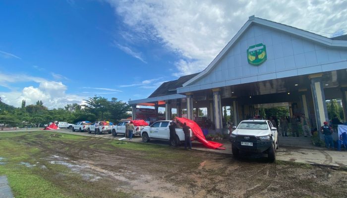 Kolaborasi Semua Pihak Terkait, PT MDA Kerahkan 12 Kendaraan Bawa Bantuan Logistrik di Latimojong