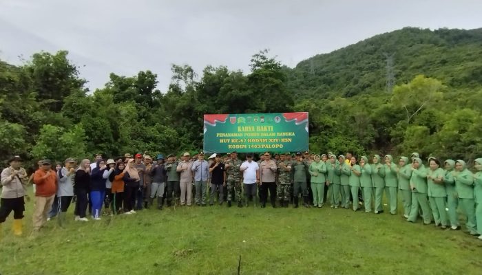 HUT Ke-67 Kodam Hasanuddin, Wakapolres Palopo Hadiri Karya Bakti Penanaman Pohon
