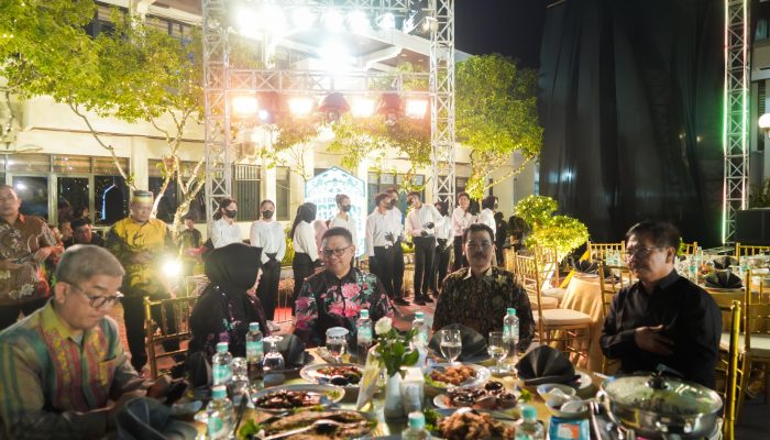 Bersama Wali Kota se-Indonesia, Pj. Wali Kota Palopo Hadiri Gala Dinner Apeksi XVII di Balikpapan