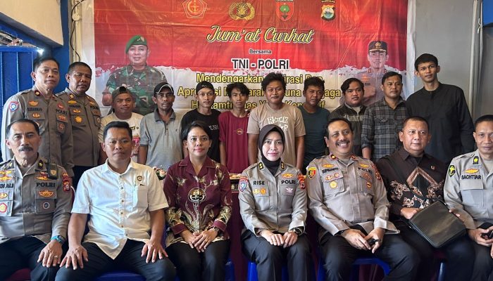 Bangun Sinergitas Dengan Warga, Polda Sulsel Gelar Jumat Curhat di Warkop Kode