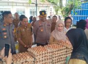 Didampingi Kapolsek Masamba, Wakapolres Luwu Utara Hadiri Gerakan Pangan Murah dan Dialog Interaktif