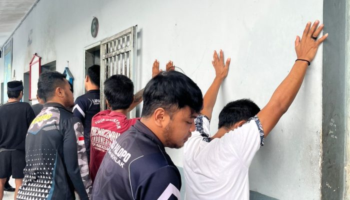 Lapas Kelas IIA Palopo Kembali Lakukan Sidak Penggeledahan Rutin Terhadap Kamar Hunian Warga Binaan