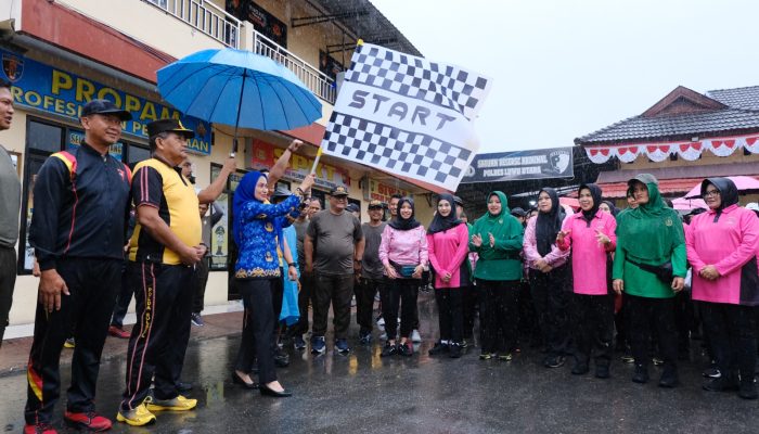 HUT Bhayangkara ke-78 tahun, Polres Luwu Utara Gelar Jalan Santai dan Olahraga Bersama TNI-Polri, Pemda