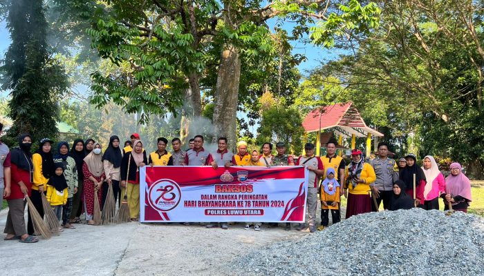 Polsek Malangke, Malangke Barat dan Forkopimcam Lakukan Bakti Sosial Dalam Rangka Hut Bhayangkara ke-78