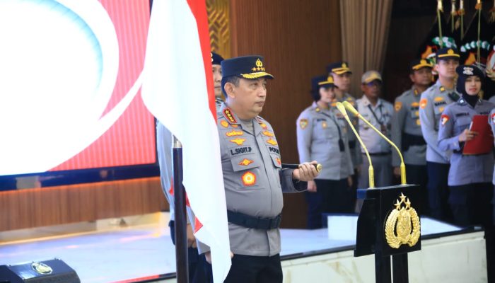 Kapolri Pimpin Upacara Kenaikan Pangkat 31 Pati Polri di Rupattama Mabes Polri