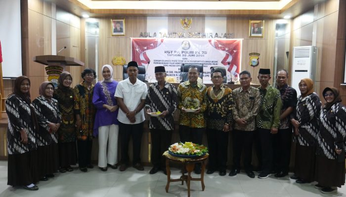Wakili Pj.Wali Kota Palopo, Kepala Kesbangpol Hadiri HUT Purnawirawan Polri Cabang Palopo Ke-25 Tahun
