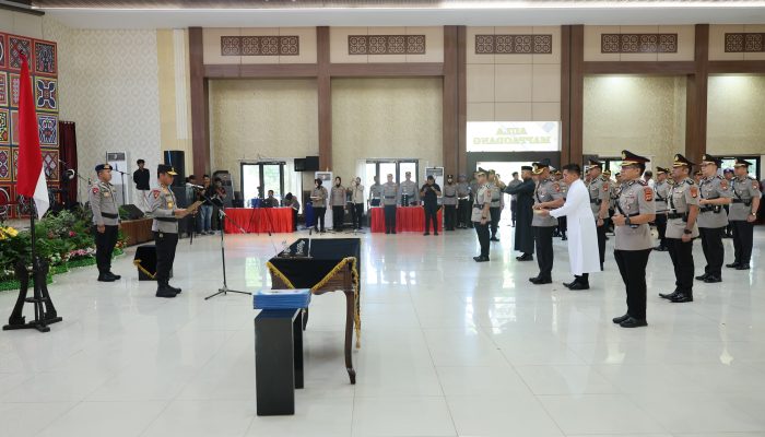 Kapolda Sulsel Pimpin Sertijab dan Kenal Pamit Kabiddokkes dan Kapolres Jajaran Polda Sulsel