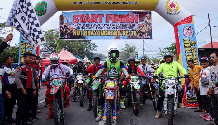 Lintasi 5 Desa di Kecamatan Masamba, Kapolres Luwu Utara Ngetrail Bersama 1000 Riders Sambil Bagi Bansos