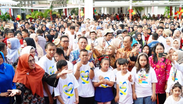 Didampingi Pj.Ketua TP PKK, Pj. Wali Kota Palopo Hadiri Peringatan HAN ke-40 Tingkat Sulsel di Makassar