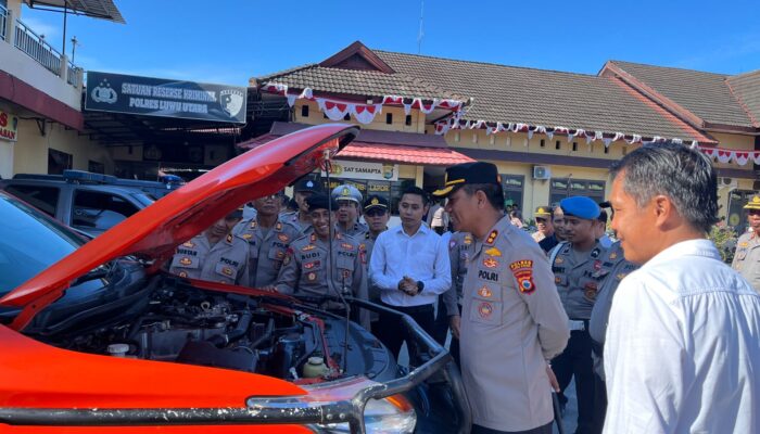 Pastikan Kesiapan Kendaraan Jelang Pilkada, Kapolres Luwu Utara Periksa dan Cek Randis