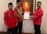 Mantapkan Diri Maju di Pilkada Luwu, AgusWin Terima B1KWK dari PDI-P