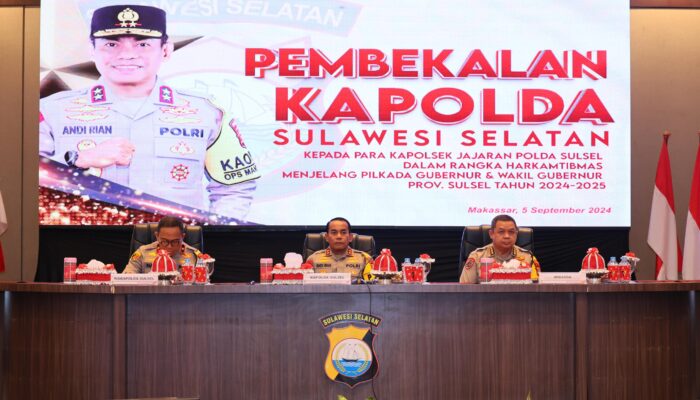 Jelang Pilkada 2024, Kapolda Sulsel Beri Pembekalan Kepada Kapolsek dan Kapolsubsektor