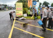 Satlantas Polres Luwu Utara Lakukan Pemangkasan Dahan dan Pengecatan Marka Jalan, Ini Tujuannya