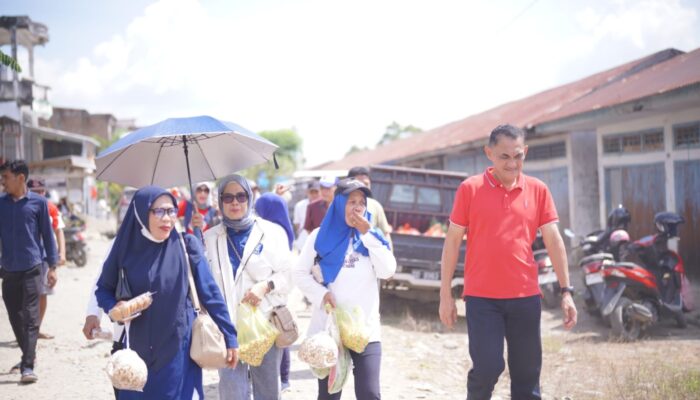 Bakal Calon Bupati Luwu Agussalim Kembali Lakukan Blusukan Ke Pasar Tradisional