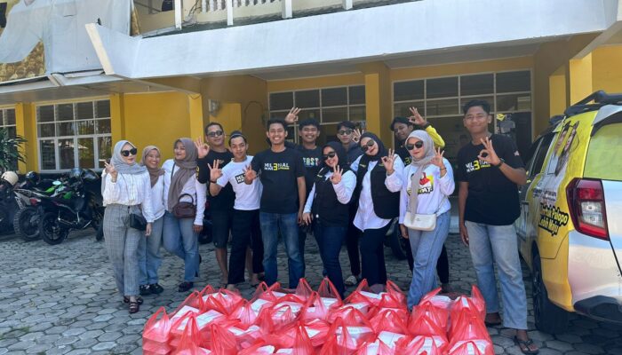 Paslon RahmAT Gaet Simpati Masyarakat Dengan Lakukan Kegiatan Sosial
