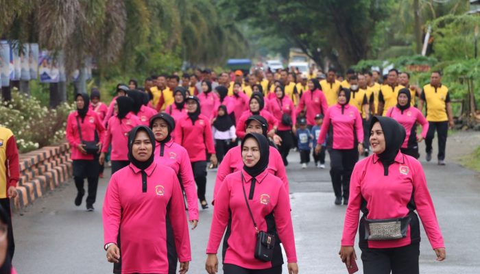 Jaga Kebugaran dan Kesiapan Personil, Polres Luwu Laksanakan Jalan Santai dan Senam Bersama