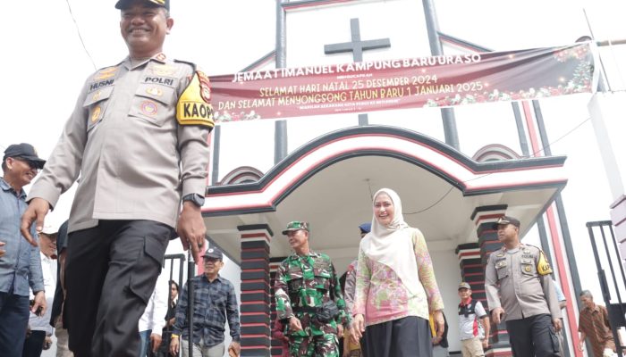 Pastikan Keamanan Perayaan Ibadah Natal, Kapolres Luwu Utara Tinjau Sejumlah Gereja