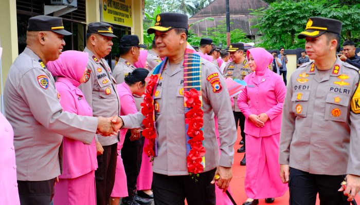 Kapolda Sulsel Bersama Ketua Bhayangkari dan PJU Lakukan Kunjungan Kerja di Polres Enrekang