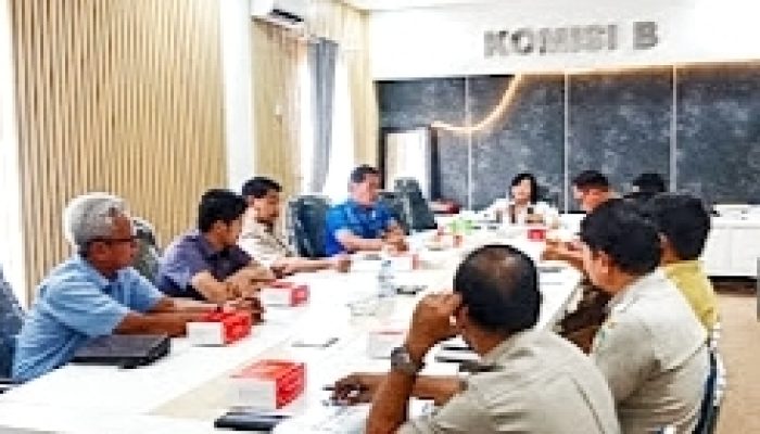 Komisi B DPRD Palopo Gelar Raker Dengan Bappeda