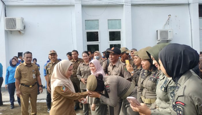 Pimpin Apel Pagi Terakhir, Bupati : Pemimpin Itu Datang dan Pergi, Tetapi Pemerintahan Harus Terus Berlanjut