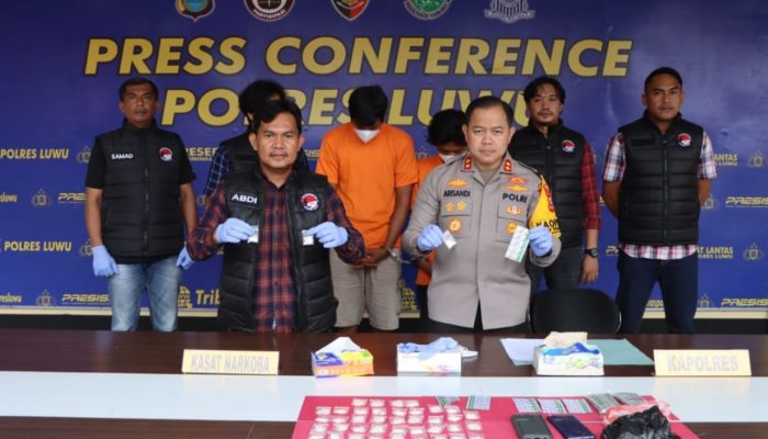 Polres Luwu Tangkap Dua Pelaku Pengedar Obat Tanpa Izin, AKBP Arisandi : Waspada Jangan Ada Yang Terjerumus