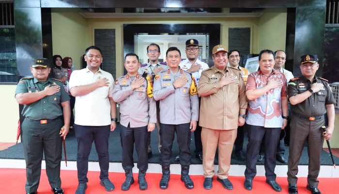 Kunjungi Polres Maros, Kapolda Sulsel Beri Arahan Penting untuk Peningkatan Pelayanan dan Keamanan