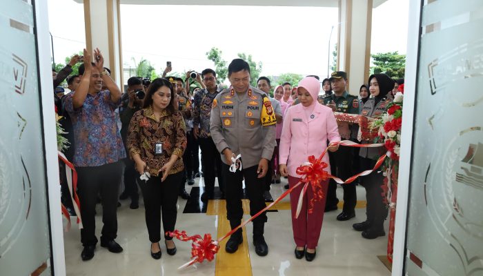 Kapolda Sulsel Resmikan Rusun Aspol Paccerakkang dan Letakkan Batu Pertama Pembangunan SPPG