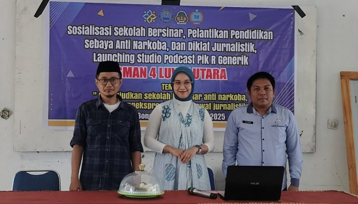 Gelar Pelatihan Jurnalistik, PIK-R Generik SMAN 4 Hadirkan 3 Narasumber dari Luwu Utara dan Luwu Timur