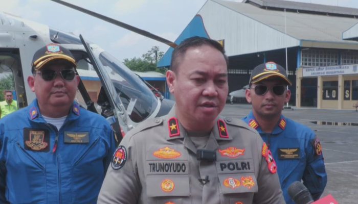 Polri Pantau Banjir Jabodetabek dengan Helikopter, Babelan Jadi Fokus Evakuasi