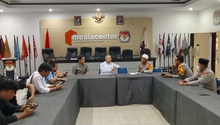 Bahas Kesiapan Pengamanan Menjelang PSU, Kapolres Palopo Lakukan Kunjungan ke Kantor KPU