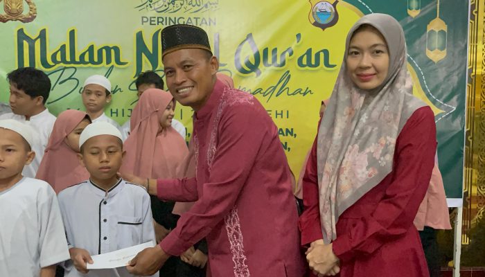 Peringati Nuzulul Qur’an, Kapolres Palopo Beri Santunan kepada Anak Panti Asuhan