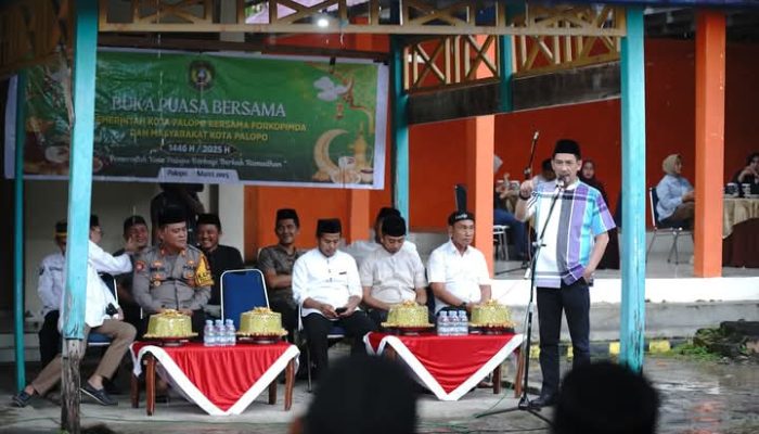 Safari Ramadan Ke-19, Pj.Wali Kota Palopo Bersama Forkopimda dan Masyarakat Buka Puasa Bersama