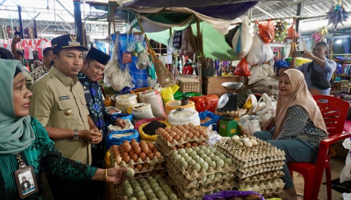 Jelang Idulfitri, Harga Pangan Relatif Stabil di Pasar Masamba
