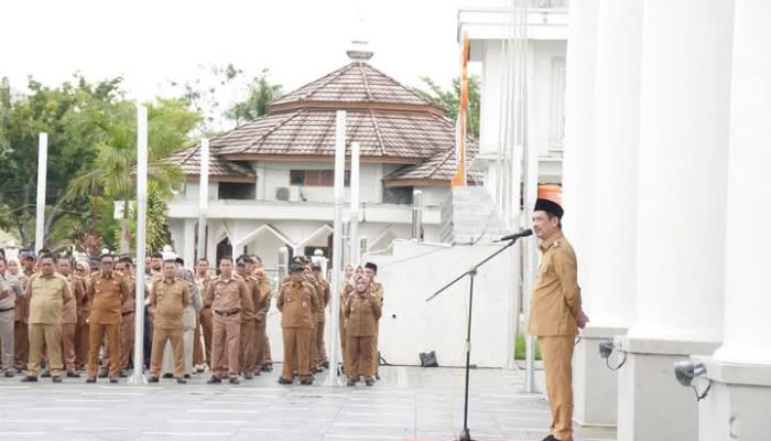 Pj. Wali Kota Palopo Pimpin Apel Gabungan Pertama dan Halal Bihalal Pemkot