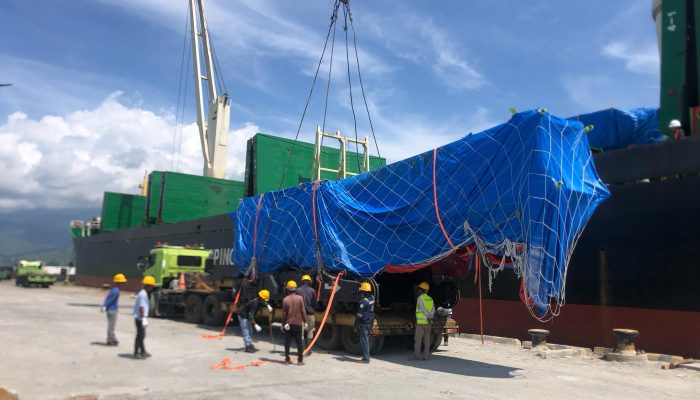 Bongkar Muat Material di Pelabuhan Tanjung Ringgit, PT BMS Berikan Dampak Positif bagi TKBM