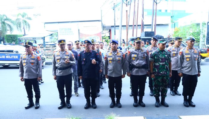 Kapolda Sulsel Pimpin Apel Pengamanan May Day di Fly Over Makassar