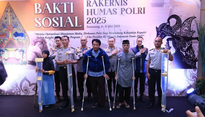 Dirangkaikan Bakti Sosial dan Kesehatan di Akpol Semarang, Rakernis Humas Polri 2025 Resmi Dibuka